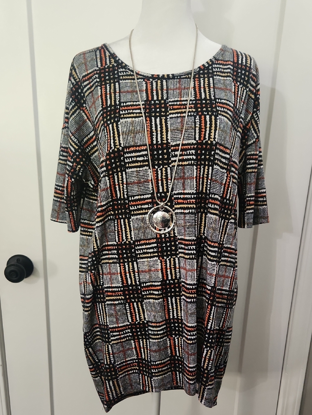 High-Low Tunic T-Shirt Plaid